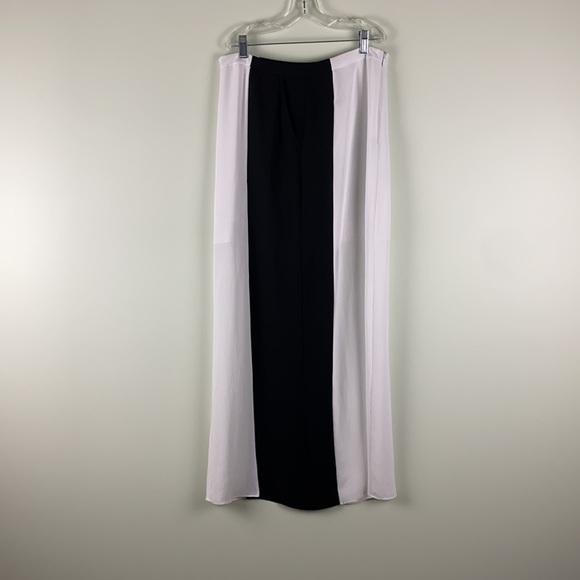 BCBGMAXAZRIA WHITE AND BLACK MAXI SKIRT SIZE S - Picture 5 of 9
